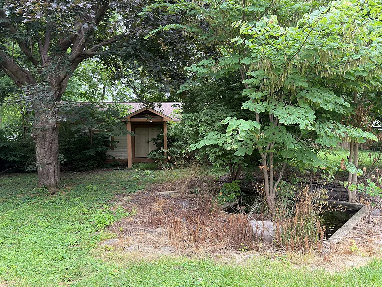 5320 Southeastern Ave — Photo 37