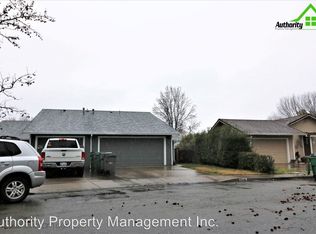 2848 Iris St, Anderson, CA 96007