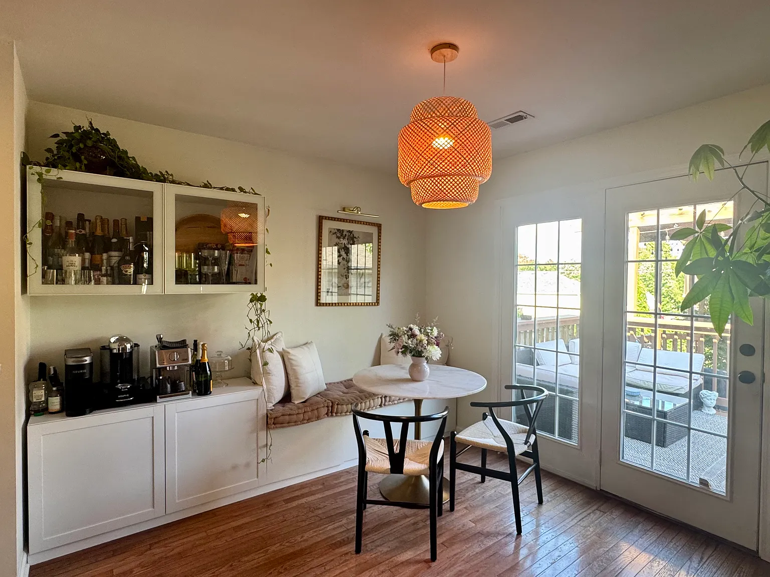 3 bed, 1217 sqft, $3,295 — Photo 4
