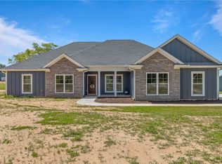 3356 Fairview Rd, Fountain Inn, SC 29644