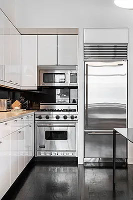 Sold by Compass | media 5