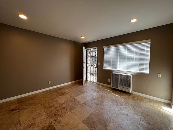 5th image of 3662 Nile St APT B