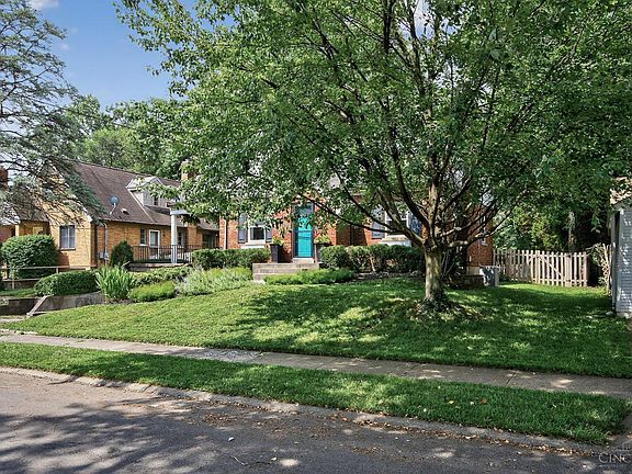 3rd image of 6325 Fairhurst Ave