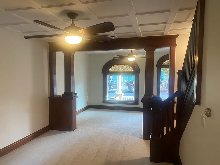 116 W Franklin St — Photo 9