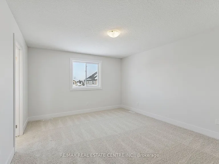 123 Maple St — Photo 26