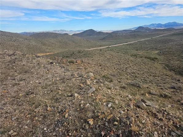 9717 N Stockton Hill Rd, Kingman, AZ 86409