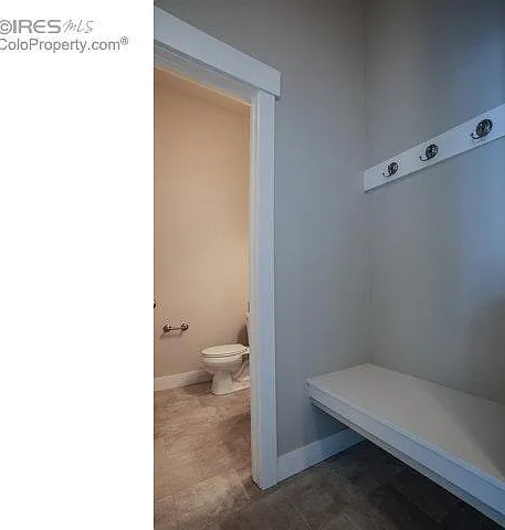 3 bed, 2.5 bath, 2273 sqft, $2,725 — Photo 3
