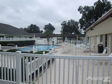 Pool Area-BK of CLBHS001