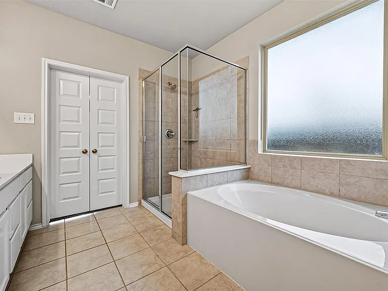 2511 Sandbar Shark Ct — Photo 25