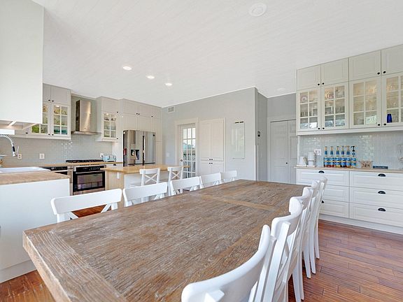 5th image of 14396 Bayberry Ct