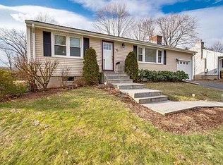94 Knollwood Rd, West Hartford, CT 06110