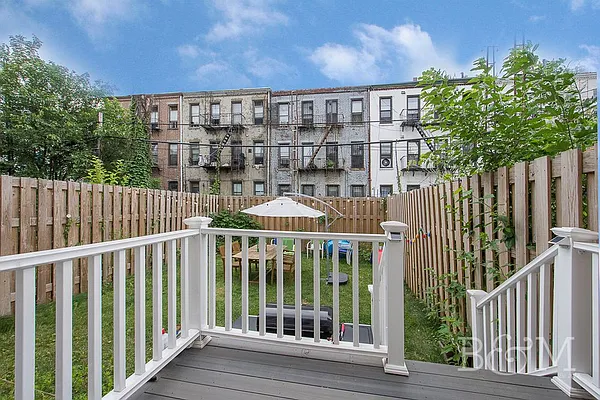 Rented by Brick&Mortar | media 29