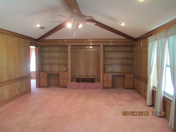 4th image of 99 White Oak Dr