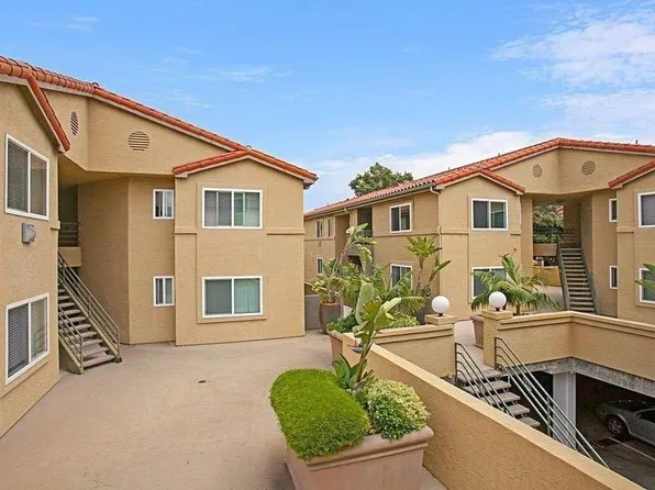 7405 Charmant Dr, San Diego, CA