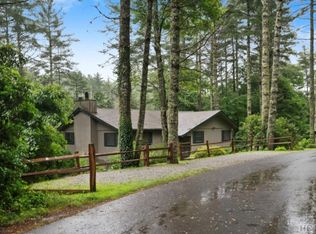205 Mirrormont Dr, Highlands, NC 28741