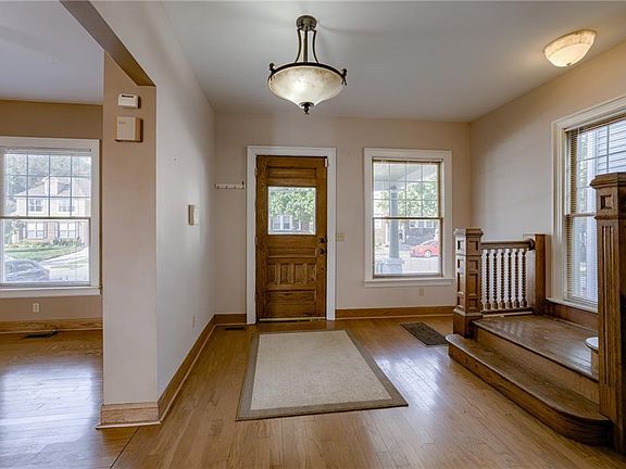 3rd image of 3007 McGee St