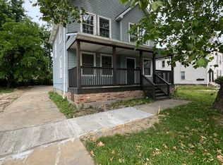 2210 E 70th St, Cleveland, OH
