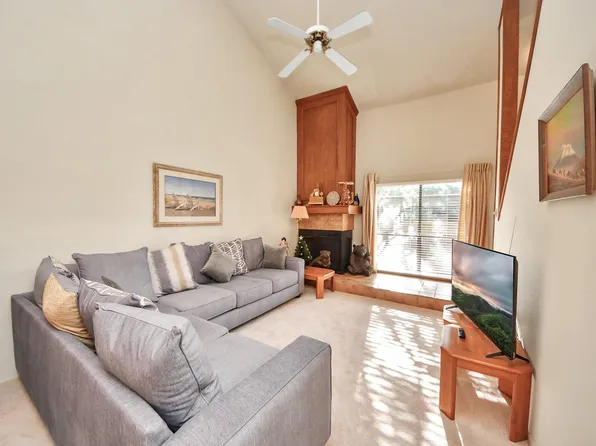 9433 Pagewood Ln, Houston, TX 77063