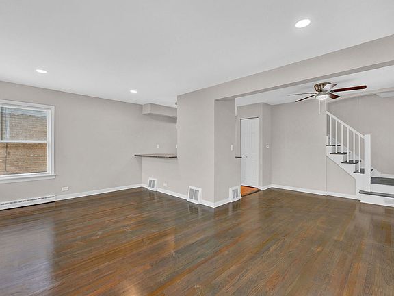 3rd image of 9149 Grand Ave
