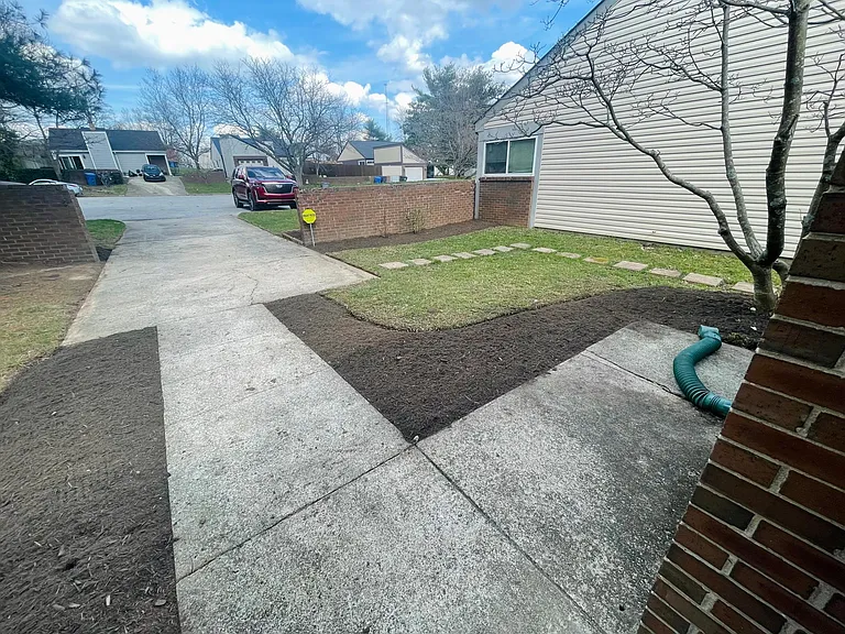 208 Shadow Wood Pl — Photo 5