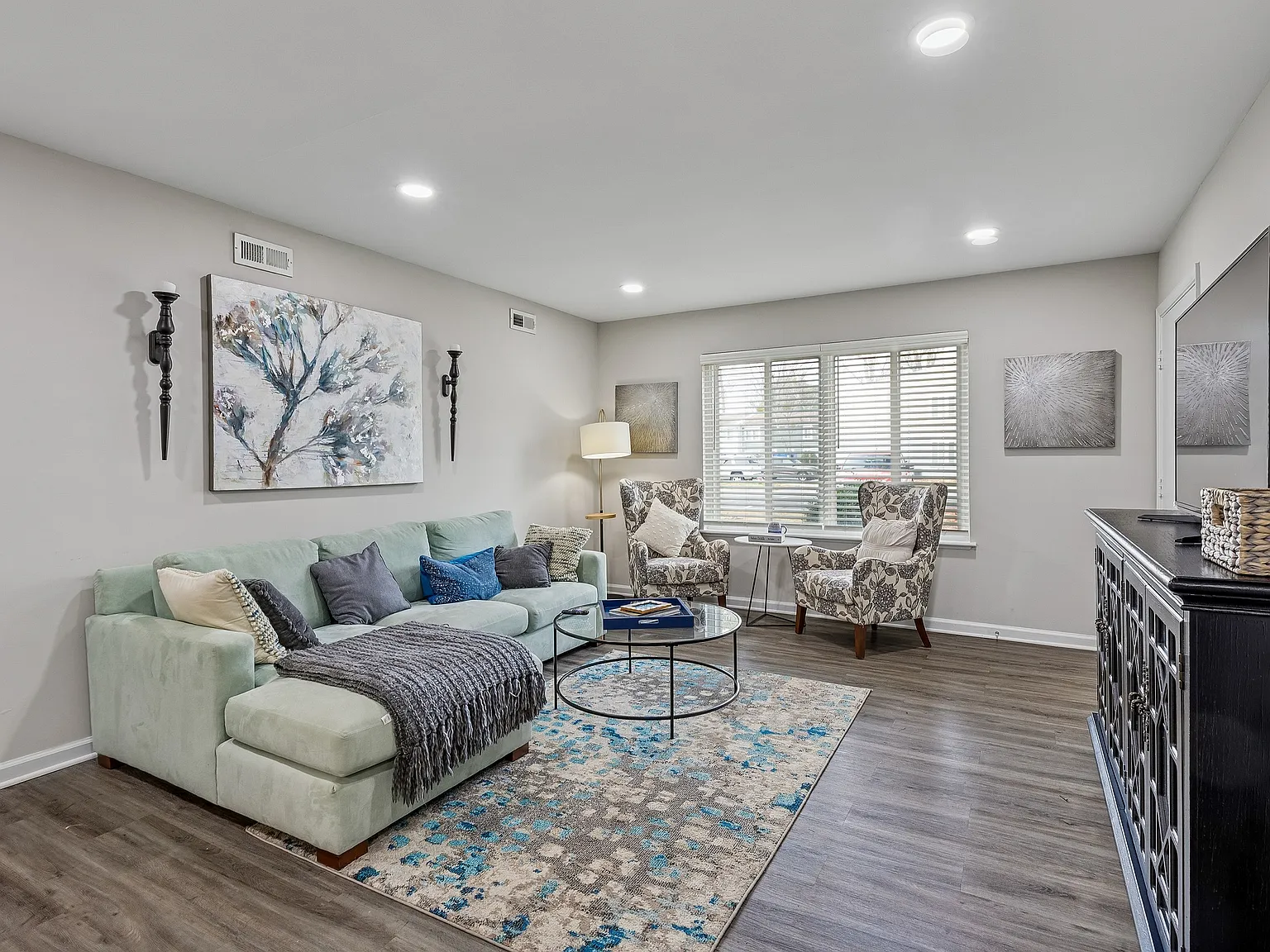 ReNew Newport News — Photo 4