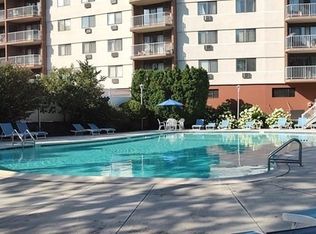 151 Coolidge Ave #313, Watertown, MA 02472