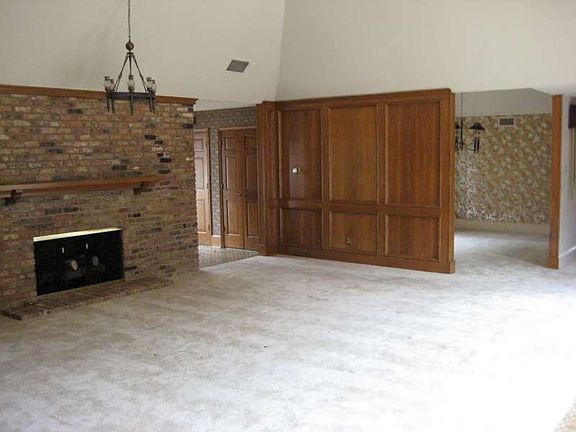 5th image of 5315 Westgrove Dr