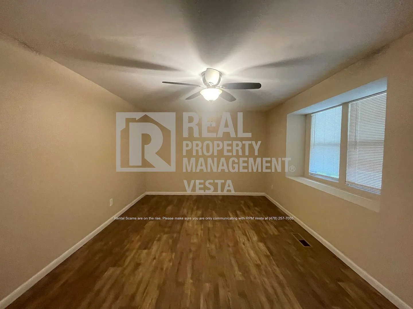 3 bed, 1.5 bath, 1150 sqft, $1,150 — Photo 4
