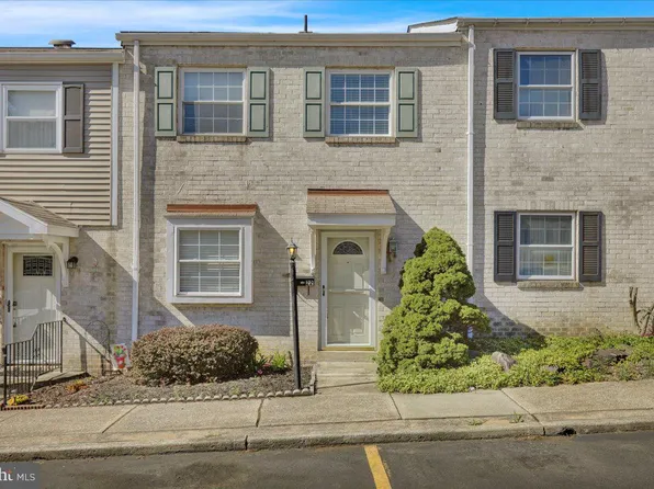 22 Nassau Ct, Shillington, PA 19607