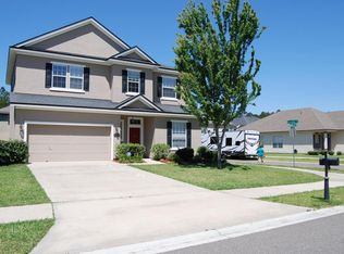 516 Roserush Ln, Jacksonville, FL 32225