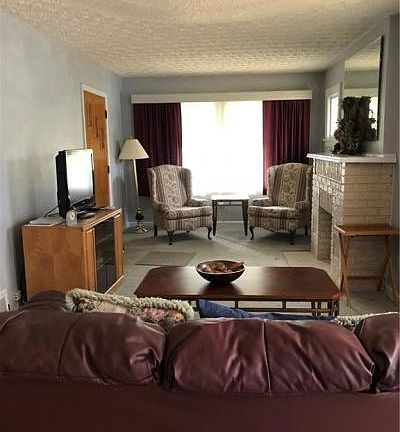 4th image of 2451 Christensen Ave