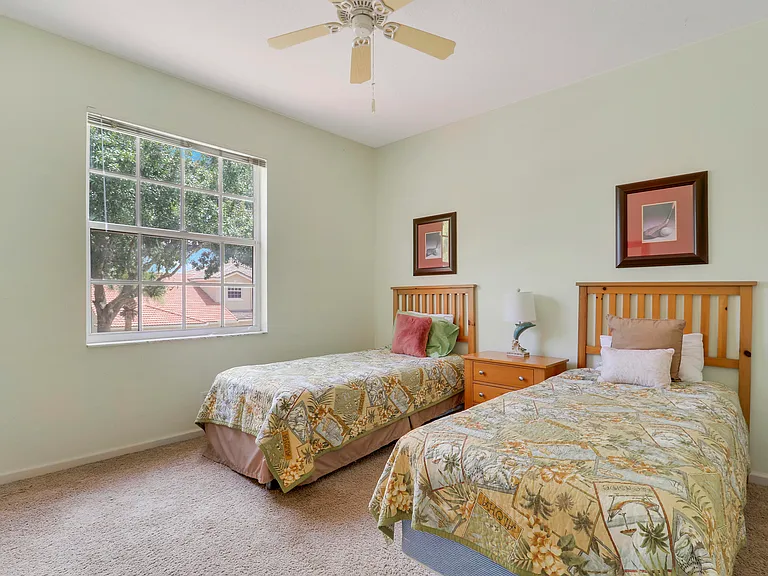 9222 Wentworth Ln — Photo 27