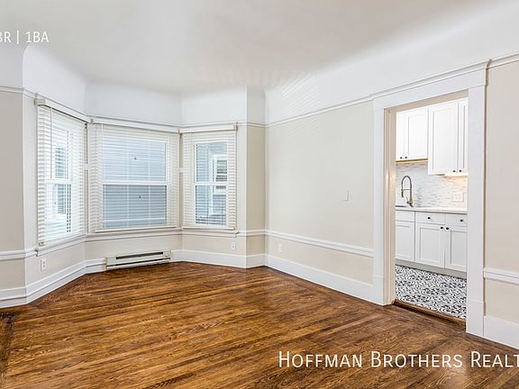 3rd image of 903 Pine St APT 17