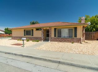 980 Verdun Ave, Hollister, CA 95023
