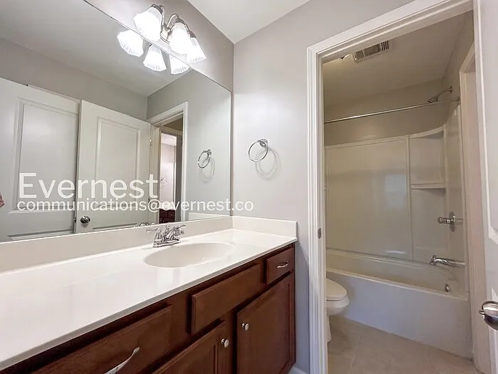 2148 W Village Ln SE — Photo 21