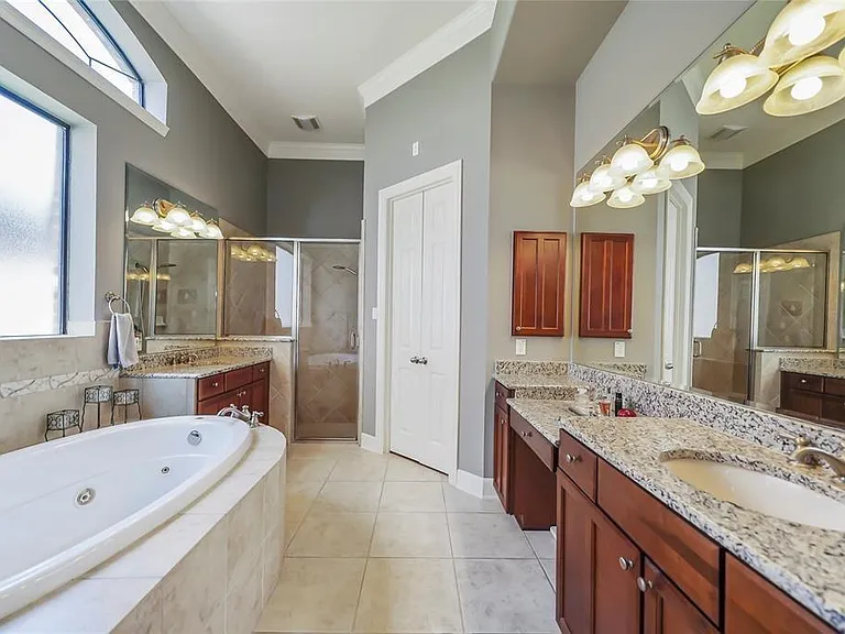 11 Vieux Carre Ct — Photo 25