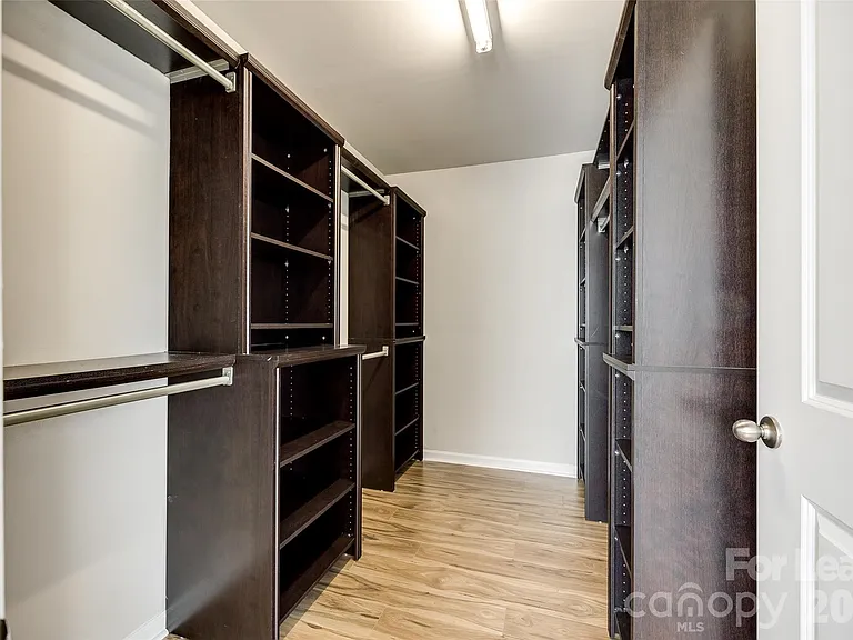 1412 Bramblewood Dr — Photo 26
