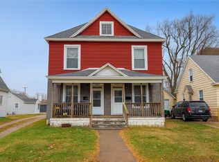 2305 Richmond Ave, Mattoon, IL 61938