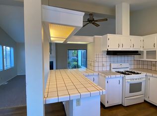 676 Echo Lake Way, Santa Rosa, CA 95401