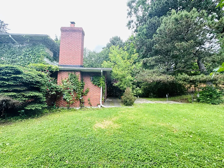 125 Bannatyne Dr — Photo 21