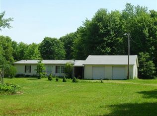 236 Sunville Rd, Franklin, PA 16323