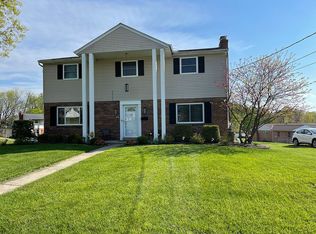 3621 Ashhill Ct, Cincinnati, OH 45247
