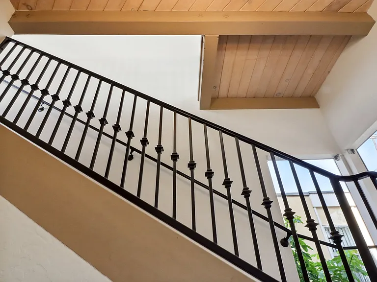 Pershing Dr — Photo 7