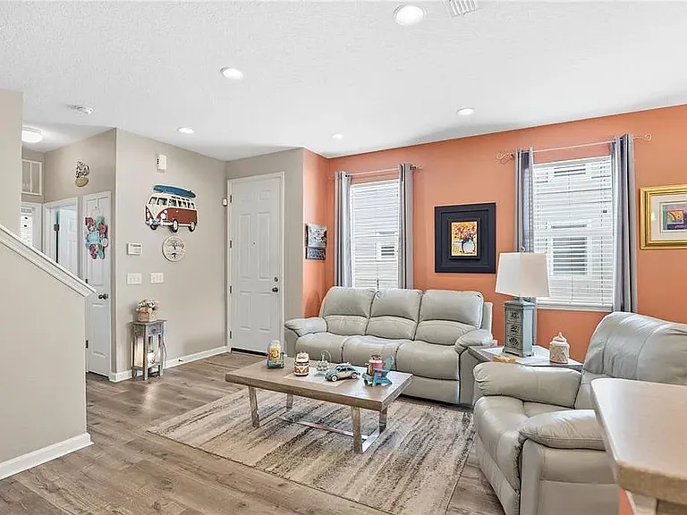 607 Mount Olympus Blvd — Photo 6