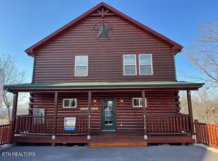 692 Stockton Dr, Sevierville, TN 37876