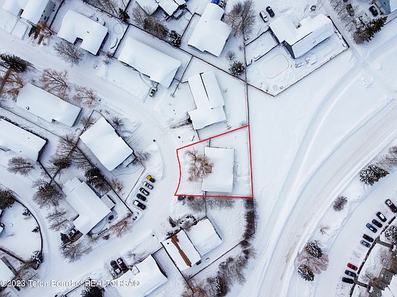 2nd image of 2138 Corner Creek Ln