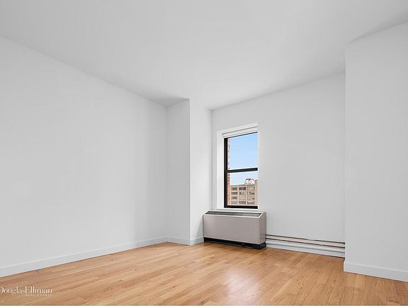 4th image of 390 Wythe Ave APT 6J