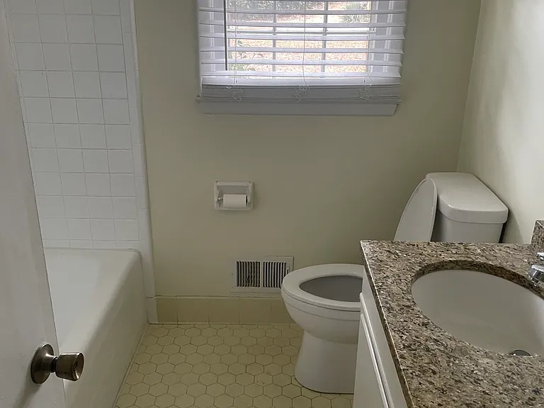 432 Blackwood Dr — Photo 8