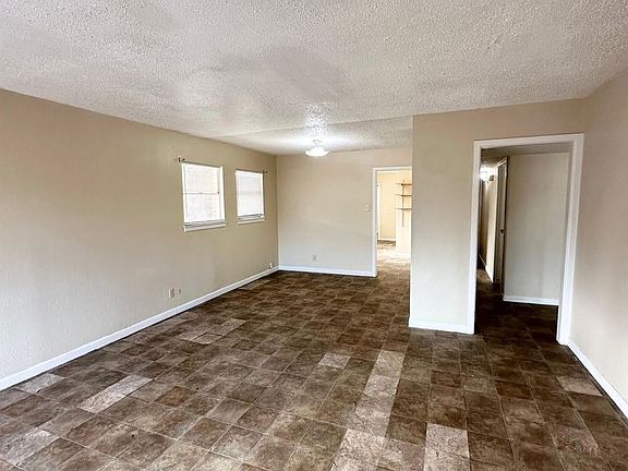 2nd image of 4410 Roosevelt Dr