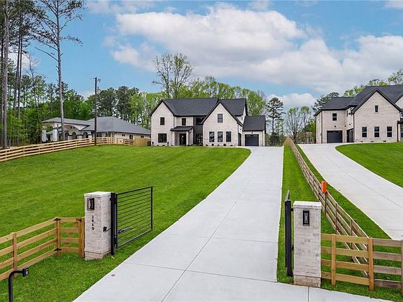 5th image of 2865 Old Fountain Rd